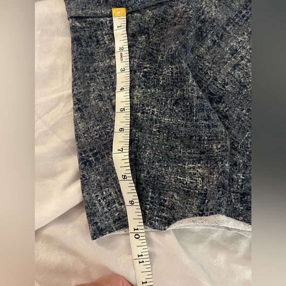 Lularoe 2x Jamie shorts - Picture 3 of 3